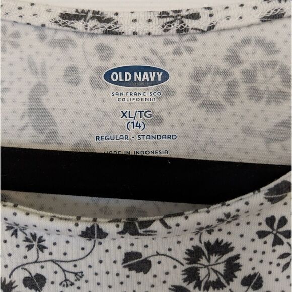 (Old Navy) Spring Bunny Long Sleeve Top XL - Picture 3 of 4